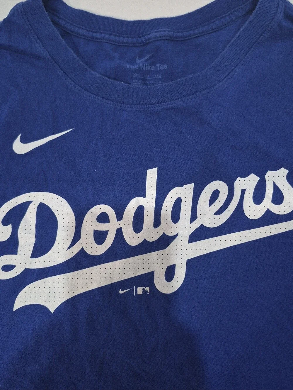 Nike shirt good